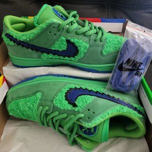 Nike sb dunk low Grateful Dead Bears green